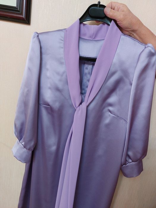 Продам женские платье