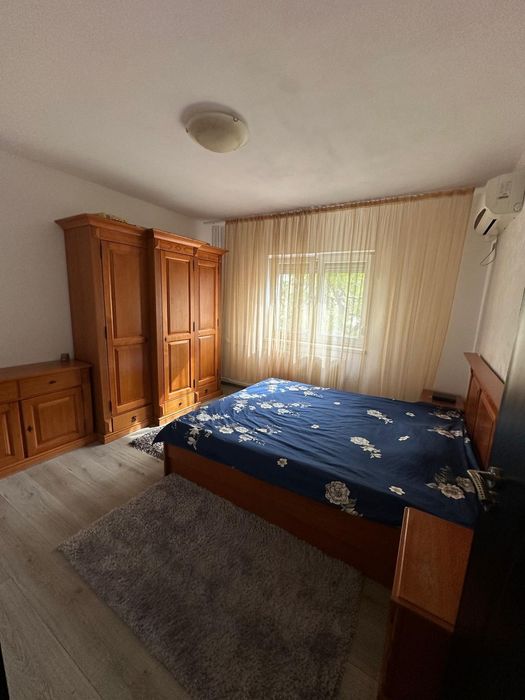 Inchiriez apartament 3 camere in Oradea