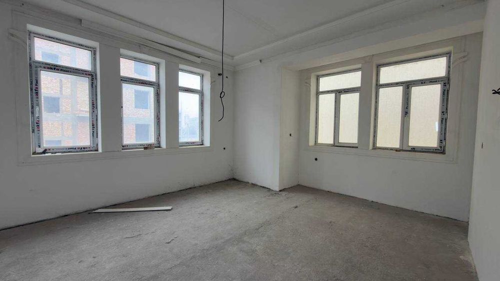 Жонс ўқув маркази 5 қаватда 5 хонали квартира сотилади ID: 1756