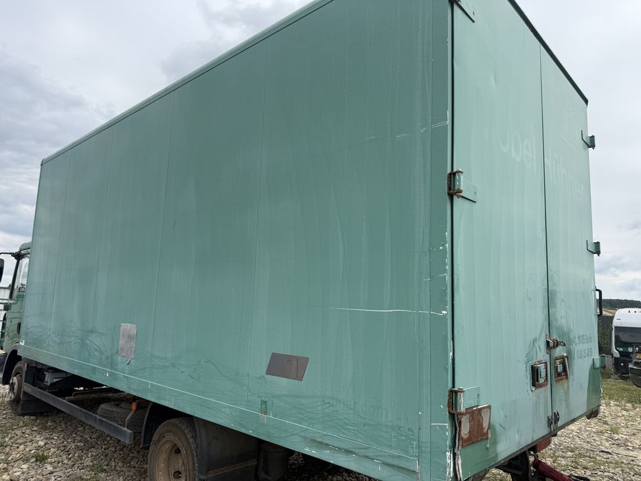 Container aluminiu