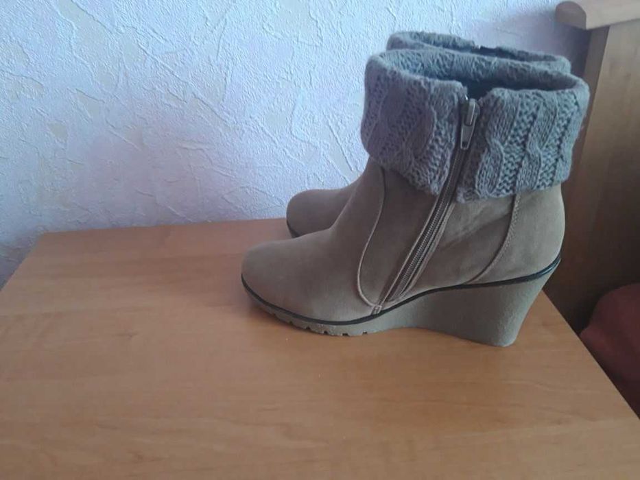 Продам женские полусапожки