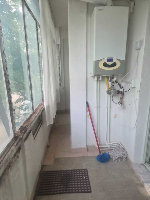 Inchiriez apartament