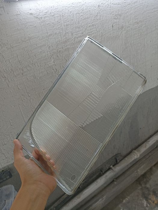 Оригинал стекло Мерседес w124