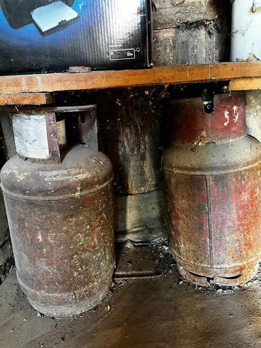 Газовые баллоны 2 шт б/у