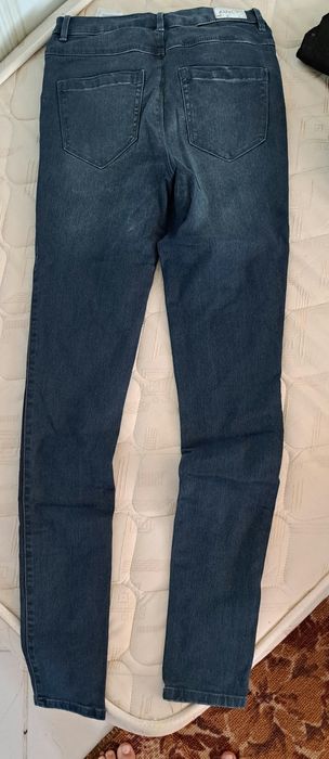 Дънки и панталони