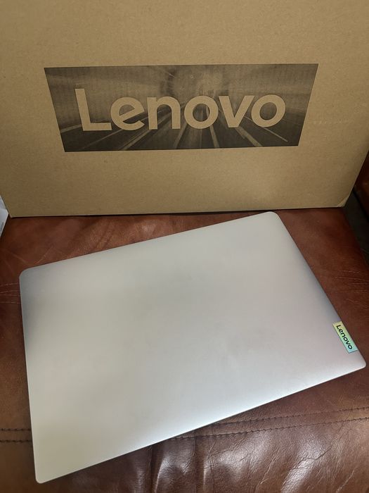 Lenovo IdeaPad 1 15AMN7 Ryzen 3 7320U  2 4G ca nou