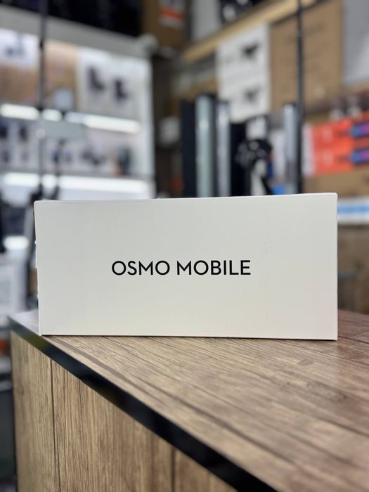 DJI OSMO MOBILE 8P Creator Combo