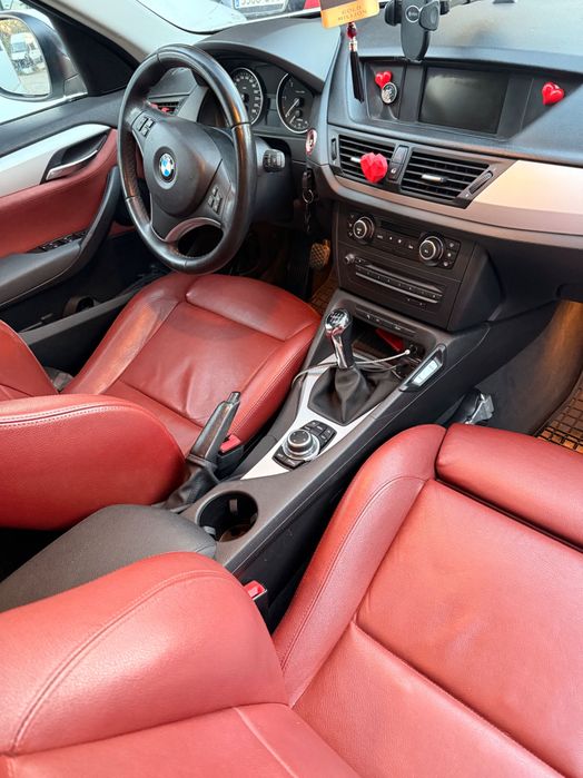 BMW X1 2010 — imagine 5