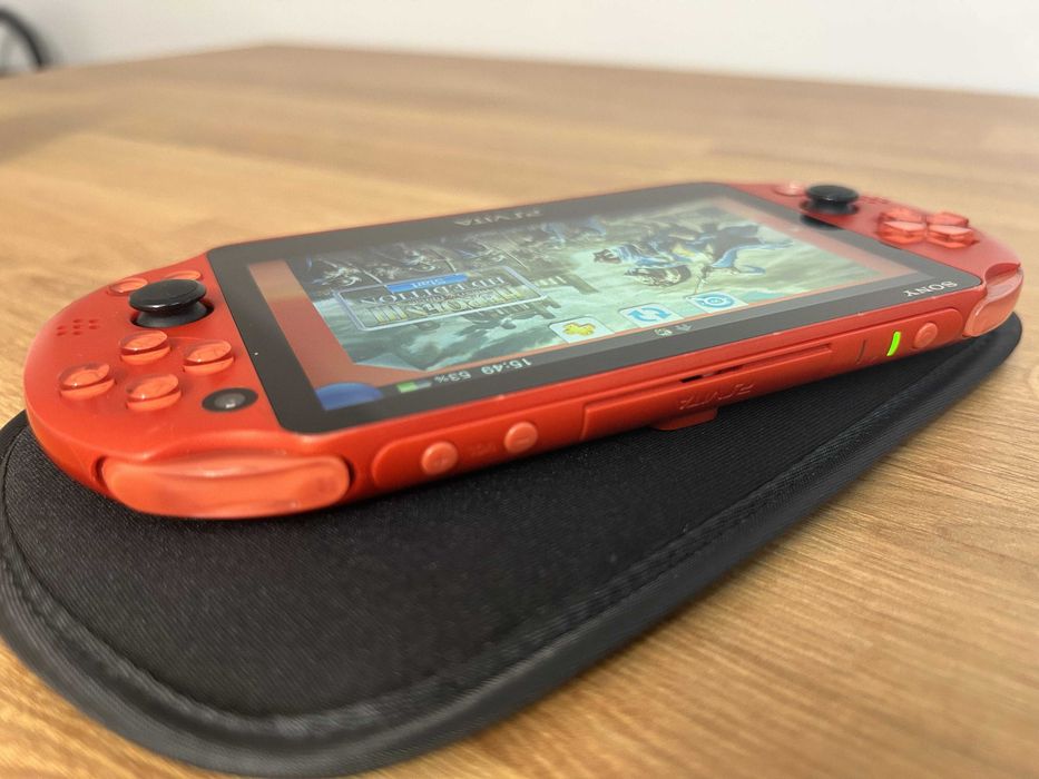 PS Vita Slim Metallic Red modată — culoare rara Japonia, 128GB