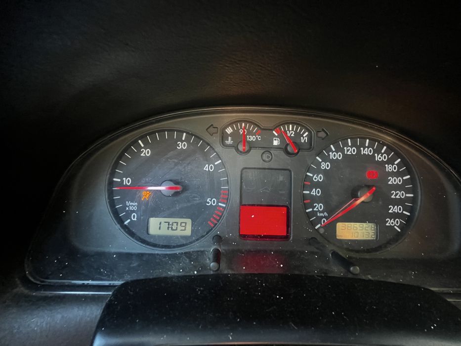 Volkswagen Passat B5.5 1.9 TDI 115 CP Automată • 2 seturi cauciucuri