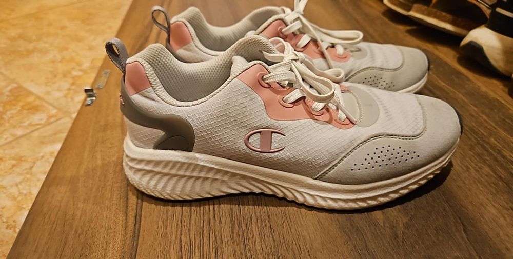 Маратонки Champion