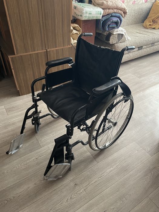 Кресло инвалидное