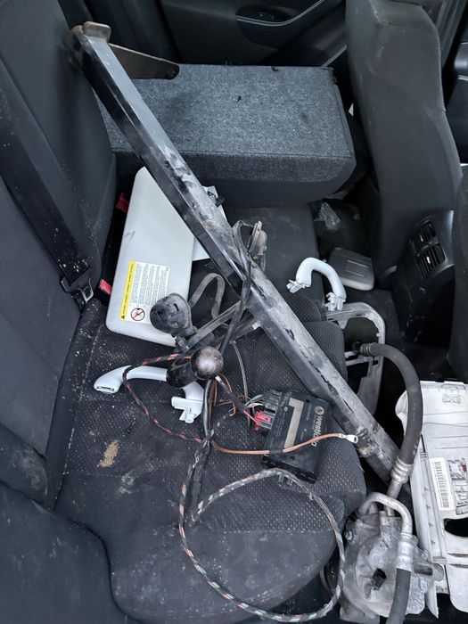 Теглич с инсталация Passat B6