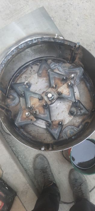 Маховик драбилка учун