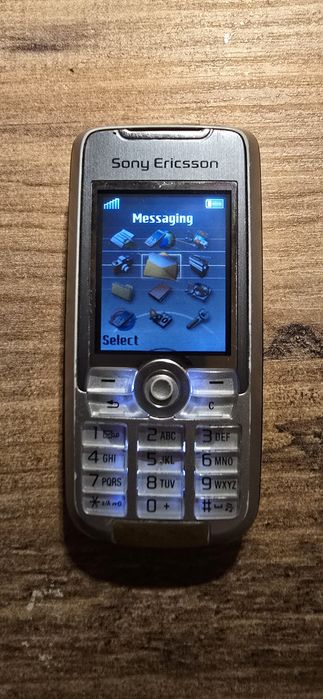 Telefon Colectie: Sony Ericsson K700i