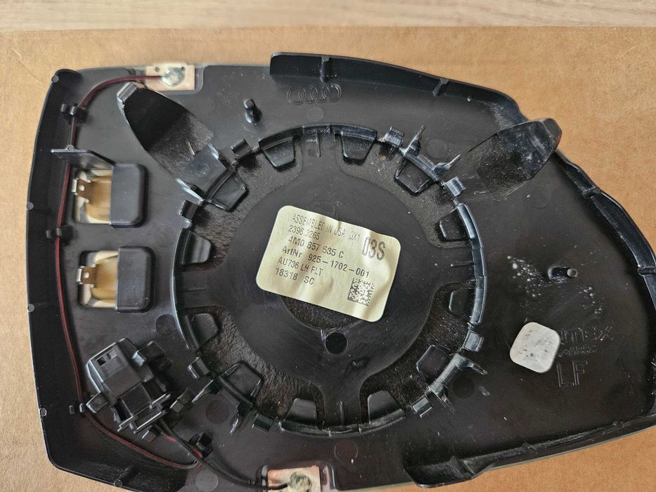 Стъкла за огледала Audi Q7 4M (2016-2024) Q5 (2016-2024) с бленда