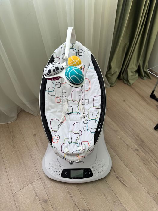 Бебешка люлка MamaRoo 4.0
