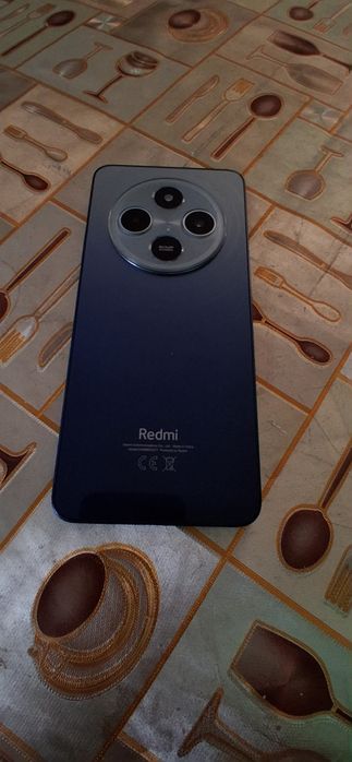 Vând redmi 14c  display defect dar se vede