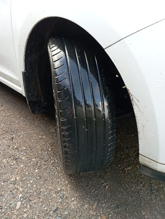 Продам диски R17 с резиной