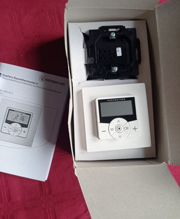 Termostat de cameră HOMEPILOT DuoFern (generația a 2-a)