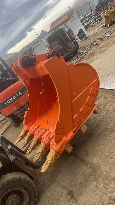 Cupa excavator Caterpillar, Komatsu, Liebherr, etc