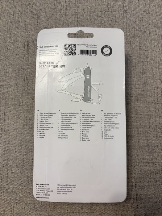 Briceag multifunctional Victorinox rescue tool MW, nou, sigilat, cu teaca inclusa.