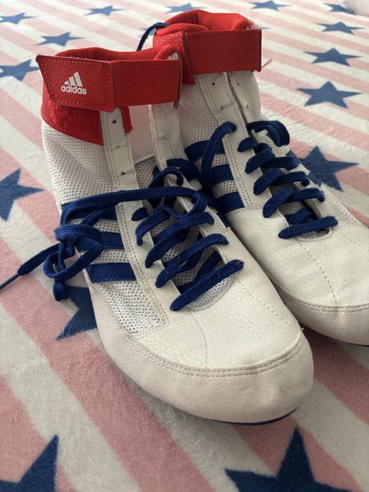 Ghete de box folosite o saptamana , Adidas , marimea 43-44