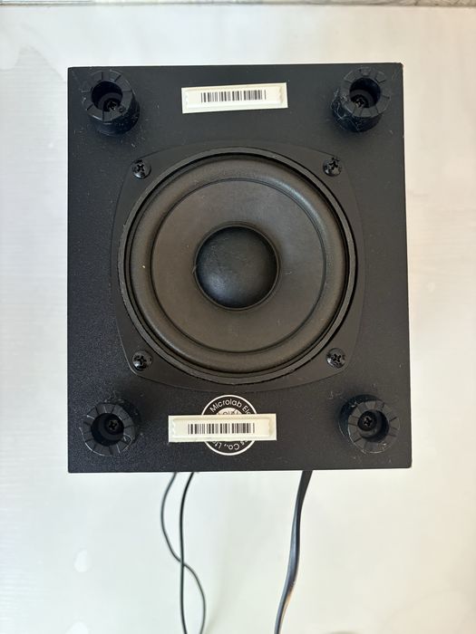 продаю компьютерную колонку Microlab M-110U