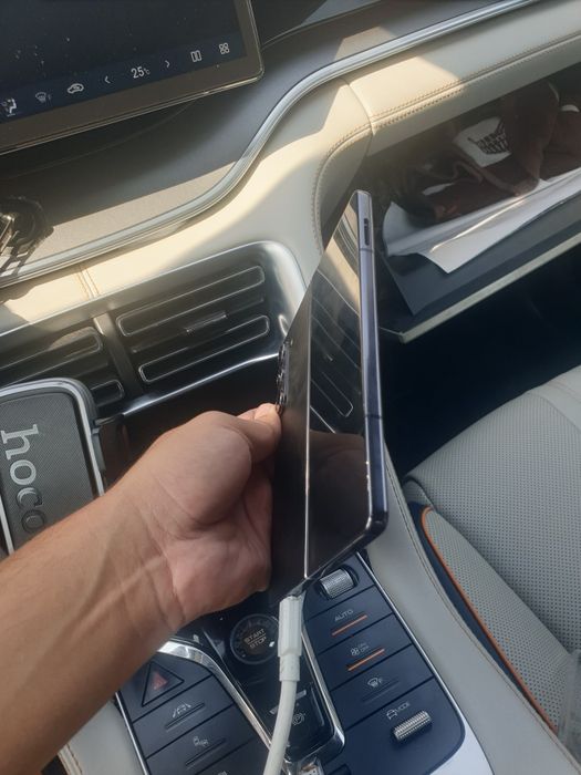 Телефон  срочно сотилади samsung z fold 5 холати  яхши срочно  пул  ке