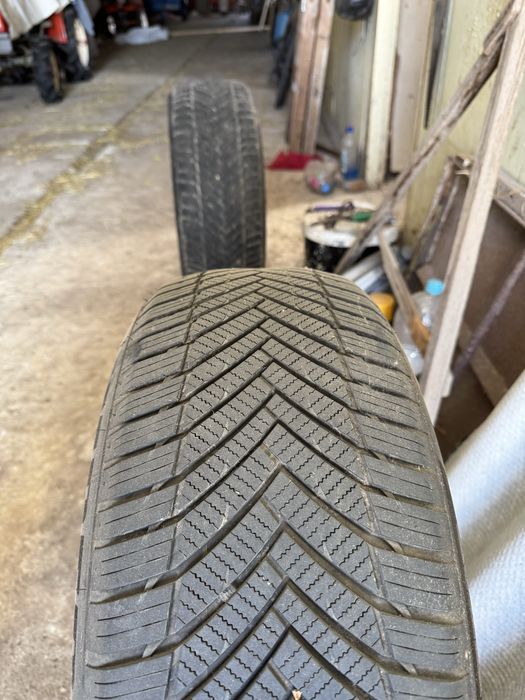 4 гуми 205/55/16 КАТО НОВИ