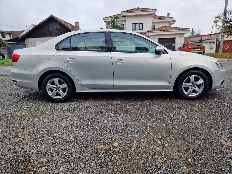 VW Jetta 1.6 TDi 110 Cp 2011