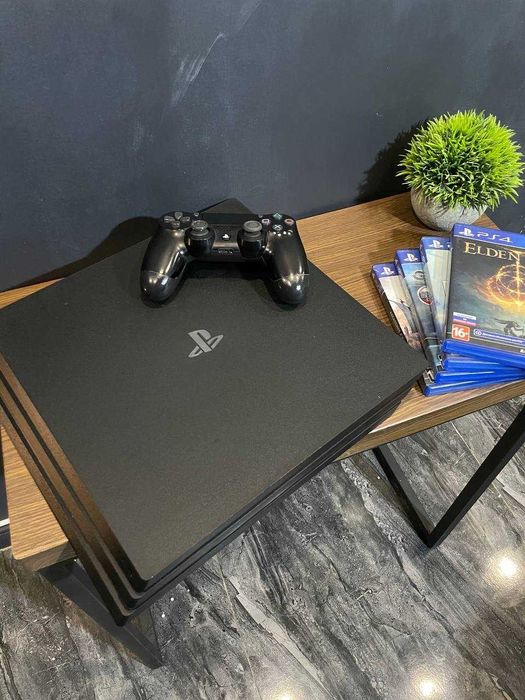 Продам Sony PlayStation 4 pro 1tb
