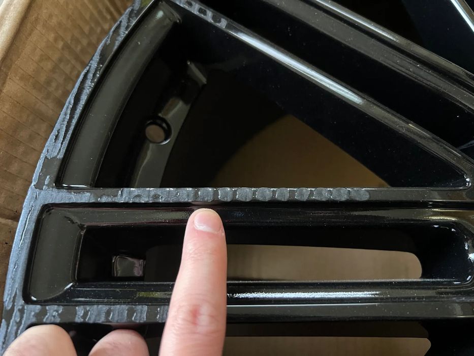 Jante Porsche 21 R21Panamera porsche cayenne jante porsche in doua latimi gloss black cu mici defecte