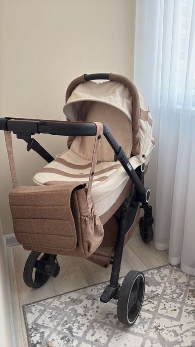 Коляска в хорошем состоянии 2в1