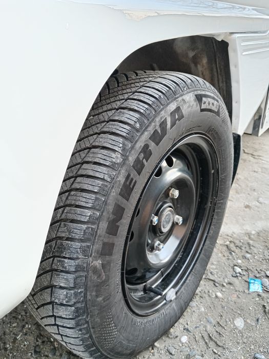 Moshena tiniq avaylab haydalgan  yuk kup ortilmagan