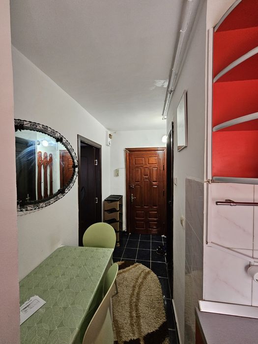 Închiriez garsoniera Valea Rosie
