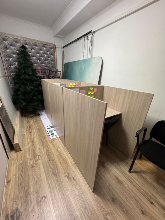 Офисные столы для менеджеров