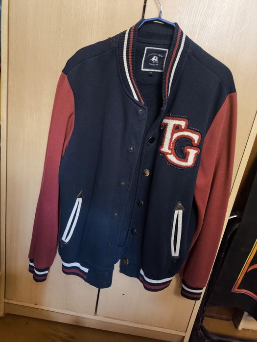 Женская одежда. Кофты