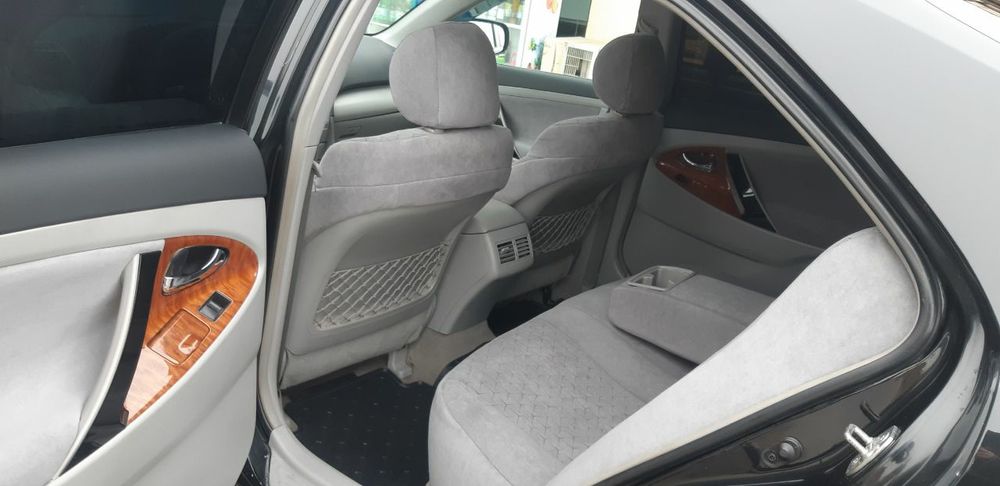 Toyota Camry 40 сотилади