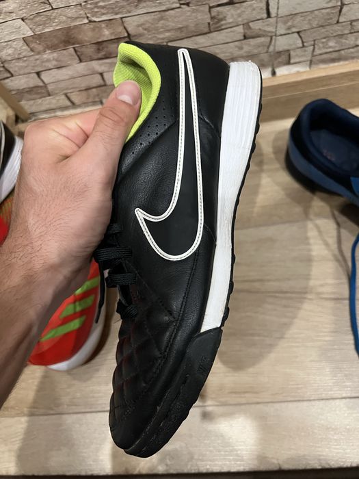 Nike Tempo - 41 см
