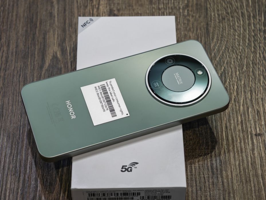 Чисто нов Honor Magic 8 Lite 512 GB Гаранция