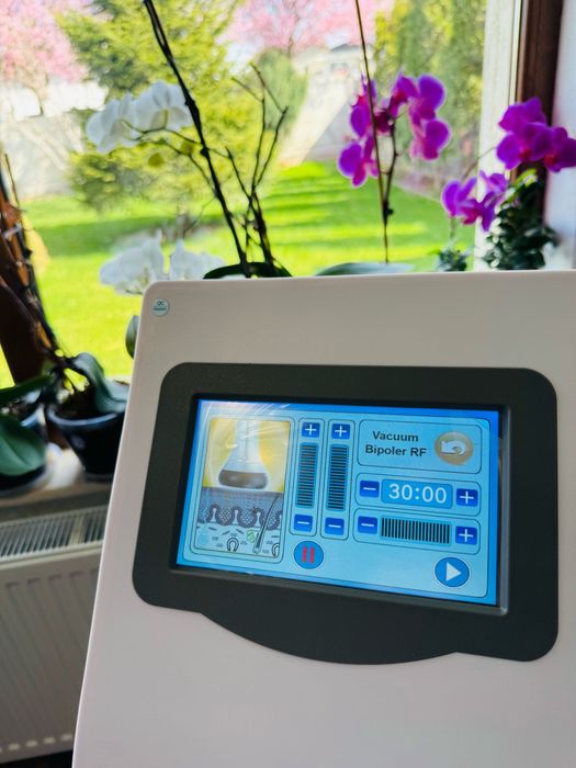 NOU! Aparat Profesional Remodelare Corporala Cavitatie 6 in 1