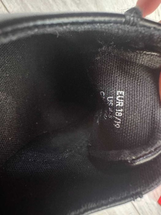 Бебешки официални обувки HM