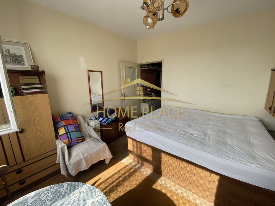 Дава се под наем Тристаен апартамент в Варна, Окръжна болница - 100 кв.м за 458.49 € - Снимка #1