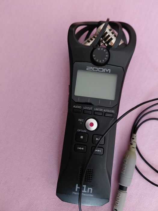 Recoder Zoom H1 cu Microfon Rodeo