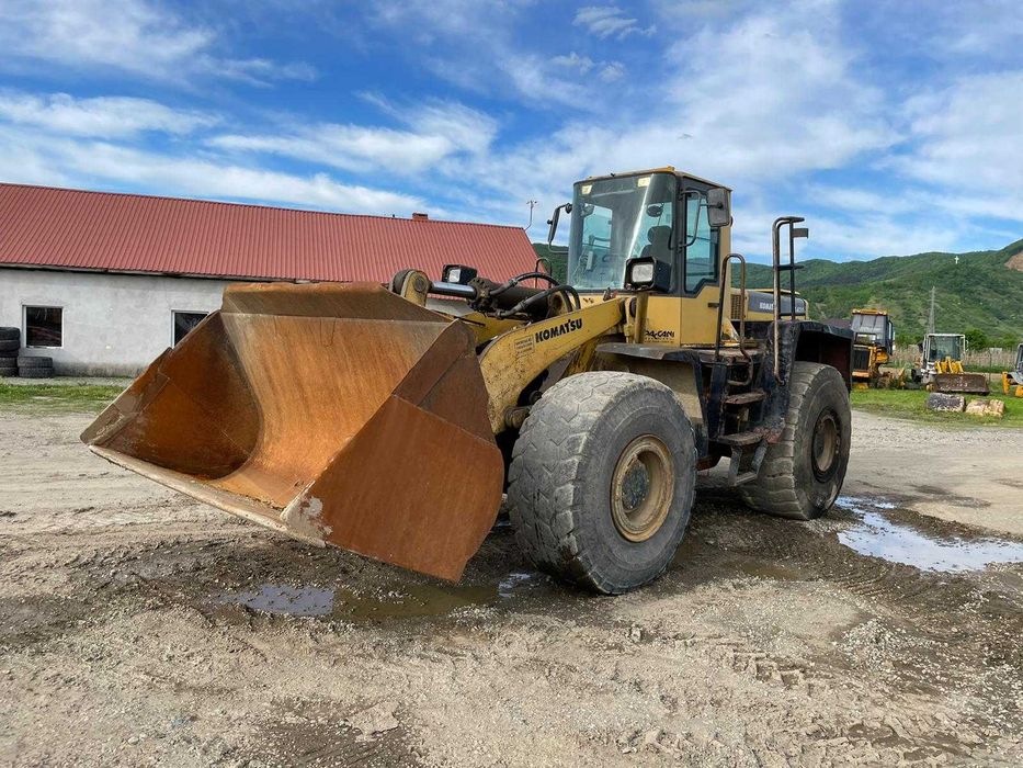 Distribuitor hidraulic   incarcator frontal Komatsu WA 470-5H piese