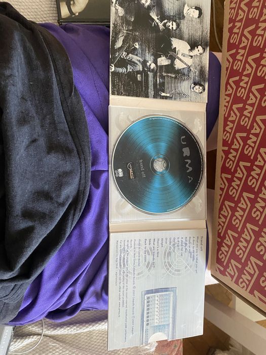 vand urgent dvd ,album urma