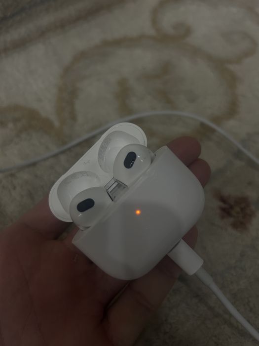 Наушники Эйрподс