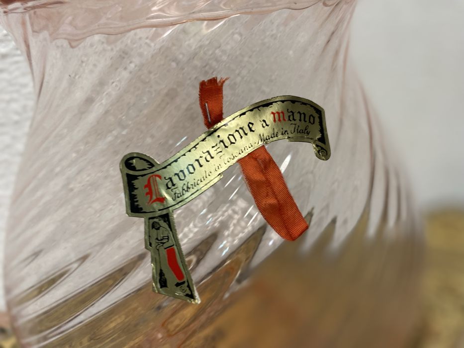 Италианска купа с чаши на опалин