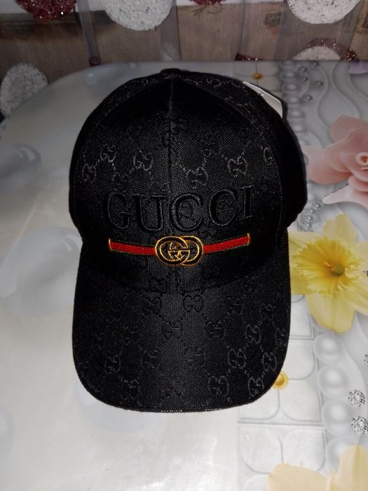 Продам бейсболки